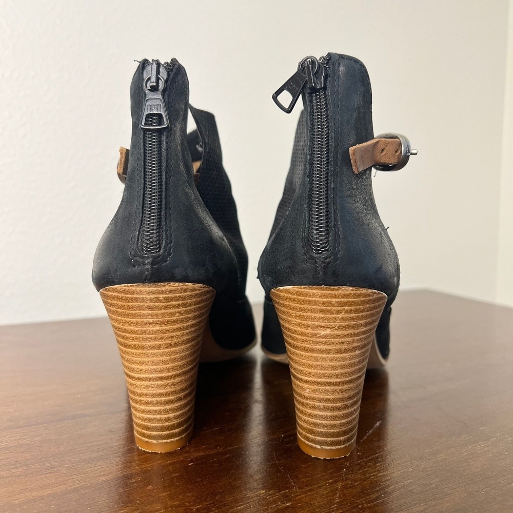 Miz Mooz Knox Black Leather Perforated Wedge Sandals Poop Toe Bootie 9.5 3" Heel - Picture 6 of 11